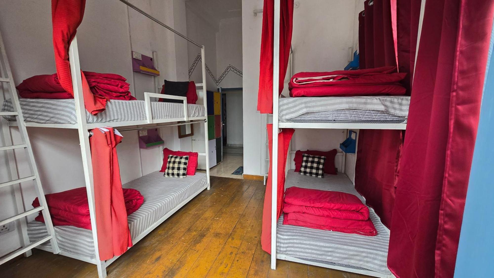 Mitra Mcleodganj Vandrehjem McLeod Ganj Eksteriør billede