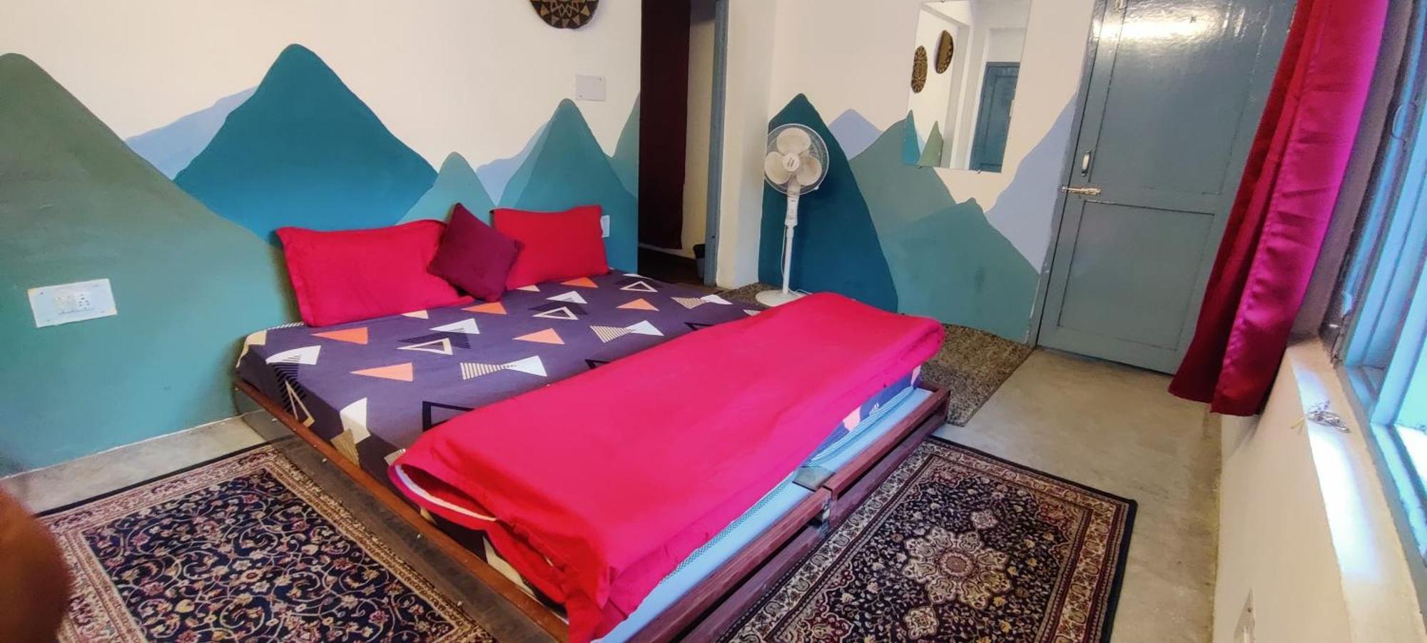 Mitra Mcleodganj Vandrehjem McLeod Ganj Eksteriør billede